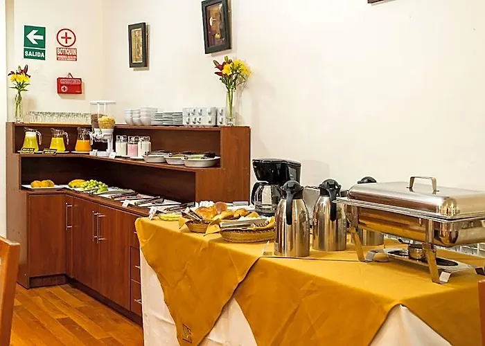 Kenamari Hotel 3*