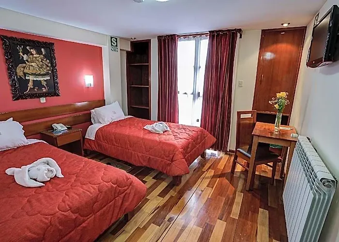 Kenamari Hotel 3*