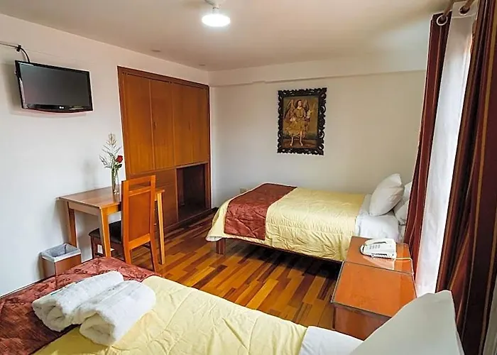 Hotel Kenamari 3*